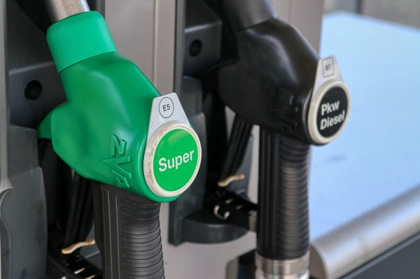 Cuve de stockage de carburant : quelles sont les différentes normes et les règles de stockage à respecter ?